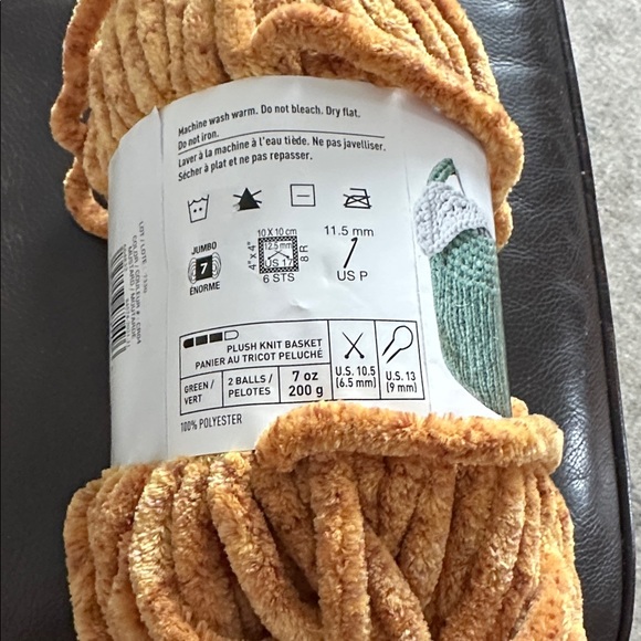 Chenille Home Heather-2 pkg
Size 87 yds each
Color:mustard
NWT - Picture 4 of 4